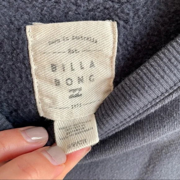 🛍✨SOLD✨Billabong crewneck sweater - Picture 4 of 8